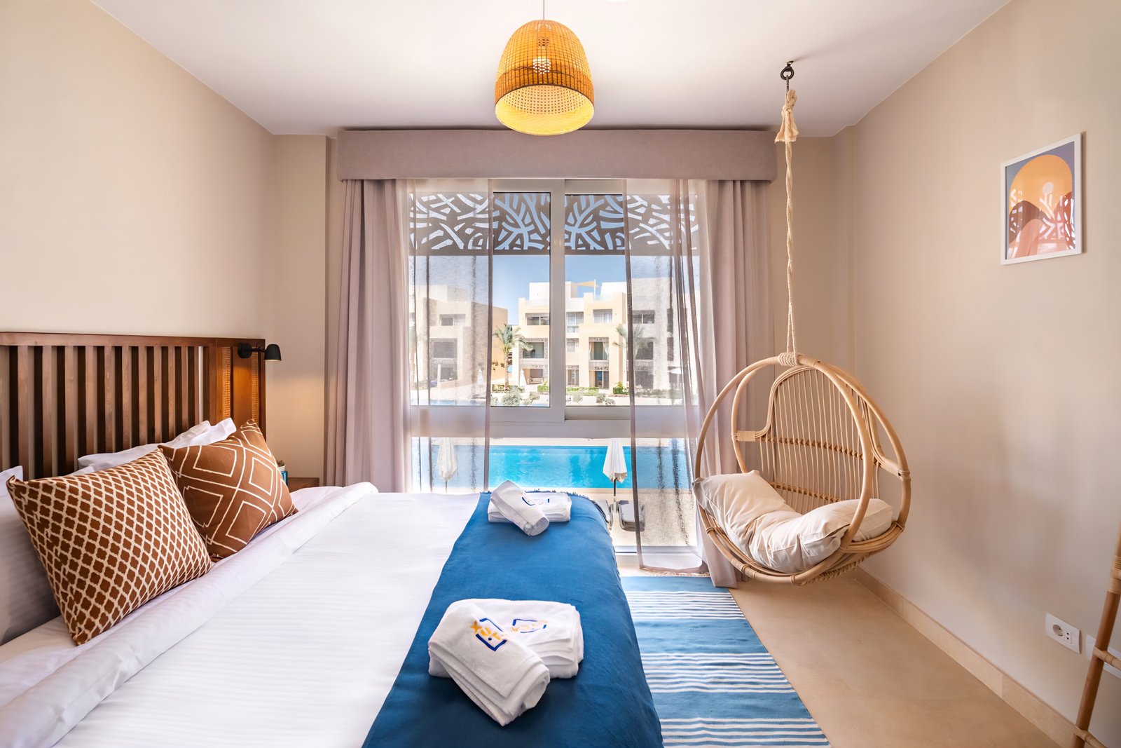 Mangroovy, 2BR Apt, Pool View & Beach Access.