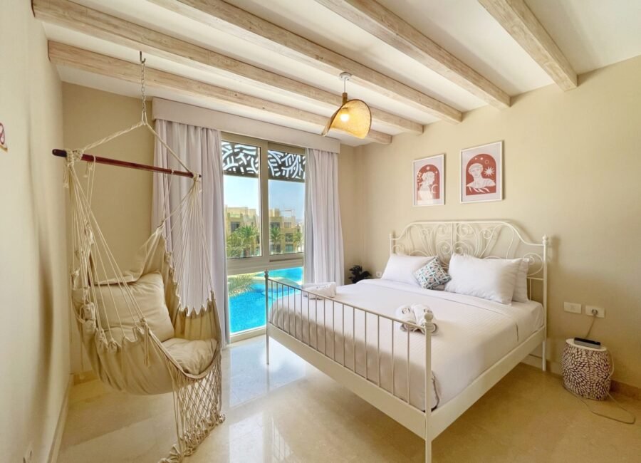 Mangroovy, 2BR Apt, Rooftop, Pool View & Beach Access.