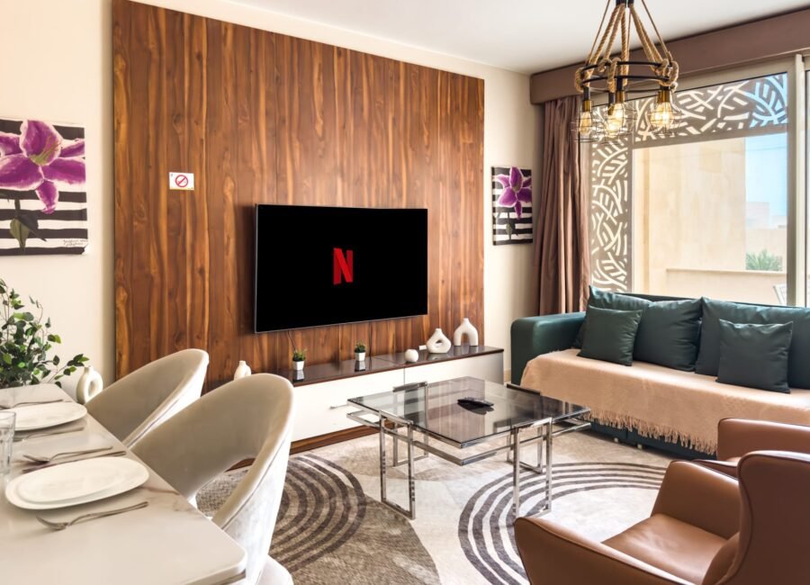 Mangroovy, 2BR Apt, Sea view, Rooftop, Pool & Beach Access.