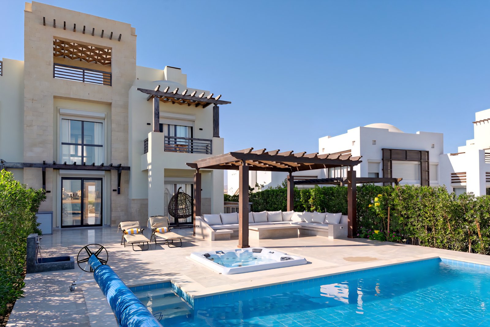 Ancient Sands, 3BR Villa, Private Heated Pool & Jacuzzi, Lagoon View, VS ,ASV81