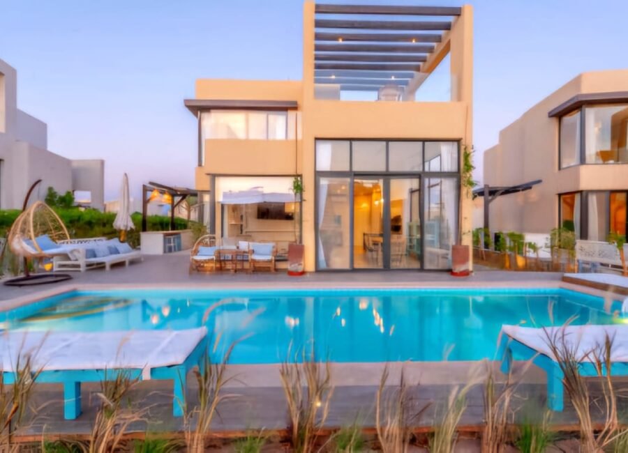 Tawila, 4BR Villa, Heated Pool, Lagoon View.