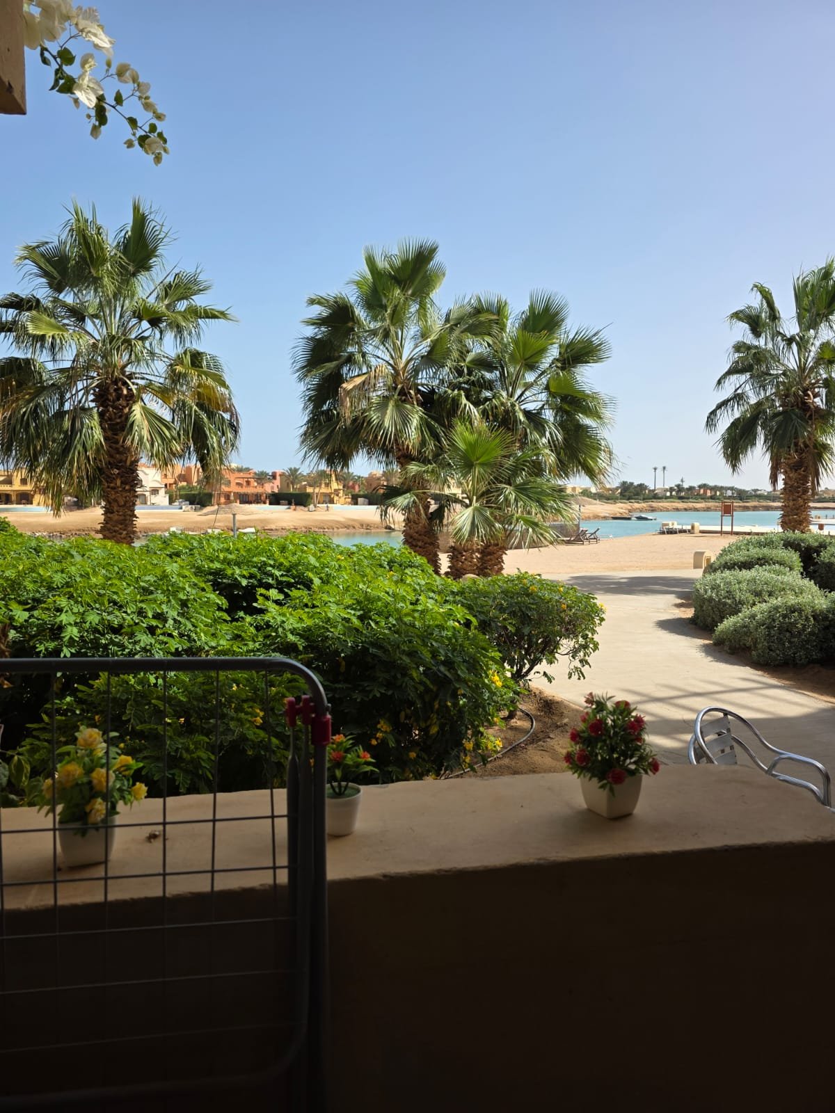 West Golf, 1BR Apt, Pool Access, Lagoon View, mon,Y6250