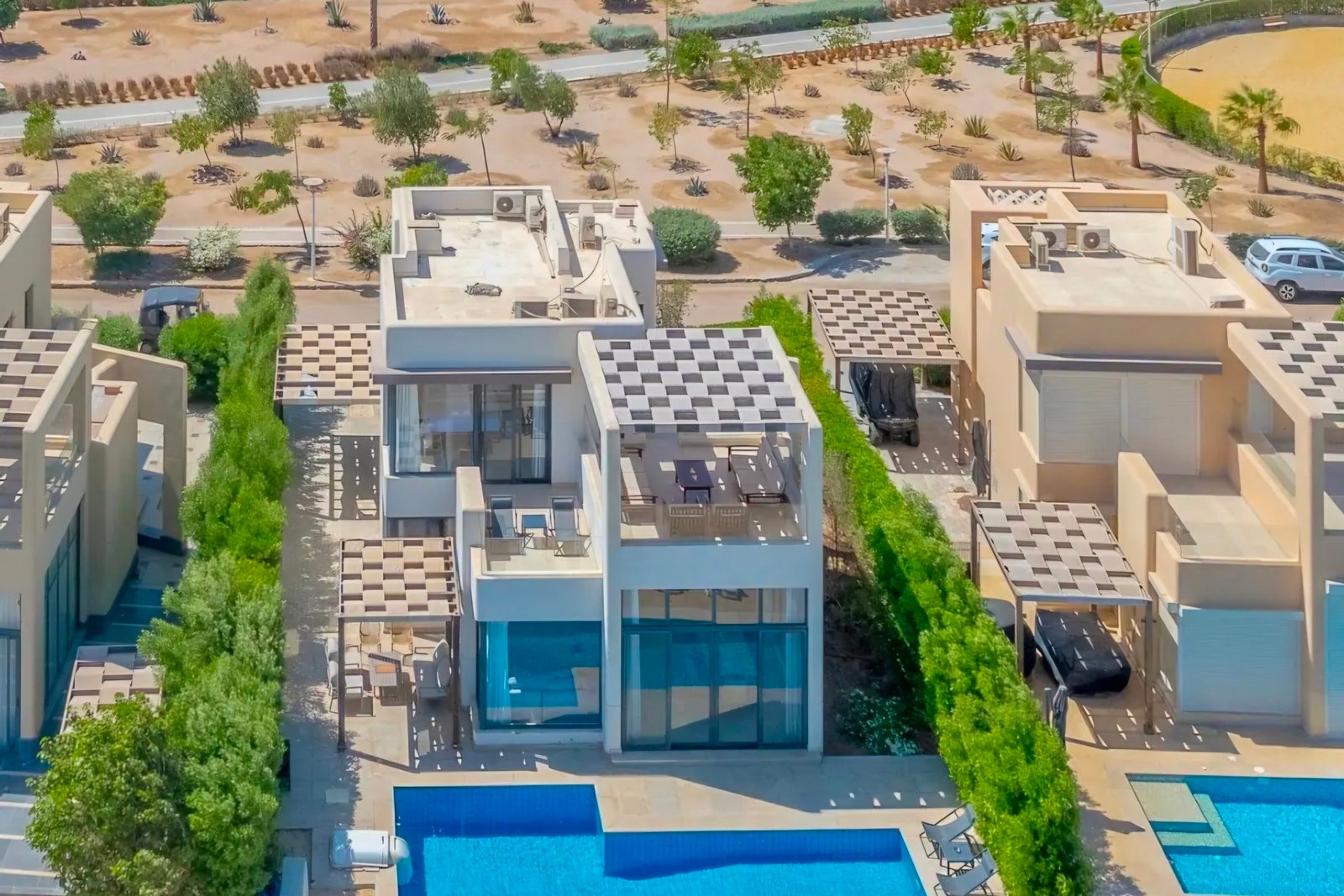 Tawila, 4BR Villa, Private Heated Pool, Lagoon View.