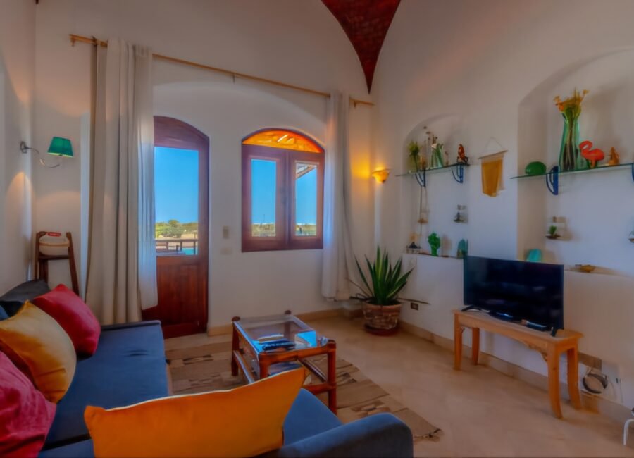 West Golf, 1BR Apt, Lagoon view, Pool access