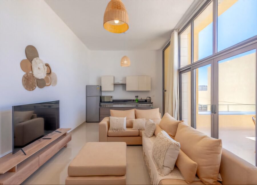 G-Cribs, 2BR Penthouse, Pool View