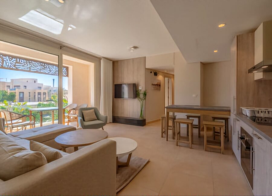 Mangroovy, 1BR Apt, Pool and Beach access