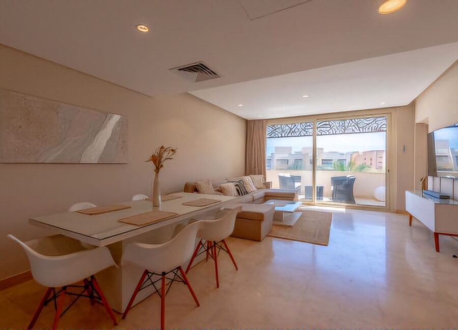 Mangroovy, 2BR Apt, Pool View, Beach Access, Rooftop.