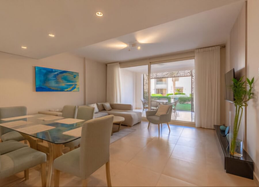 Mangroovy, 2BR Apt, Pool and Beach access