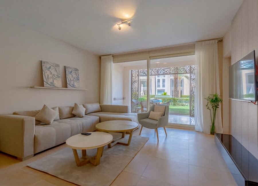 Mangroovy, 2BR Apt, Pool view, Beach access