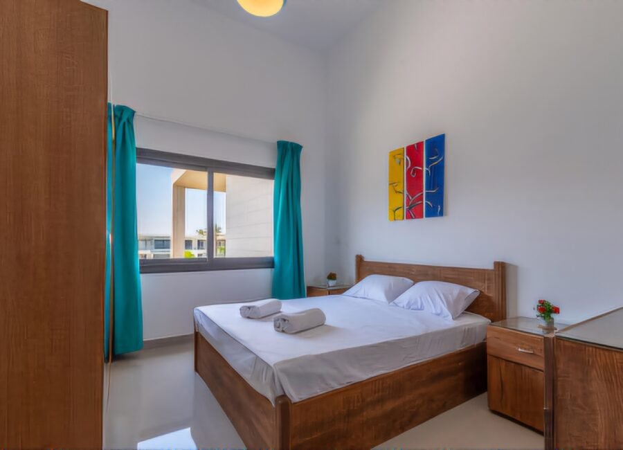 G-Cribs, 1BR Apt, Pool view